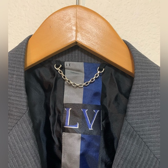 Louis Vuitton Paris 
Gaston Notch Lapel Suit Size 52 NWT - Picture 4 of 12